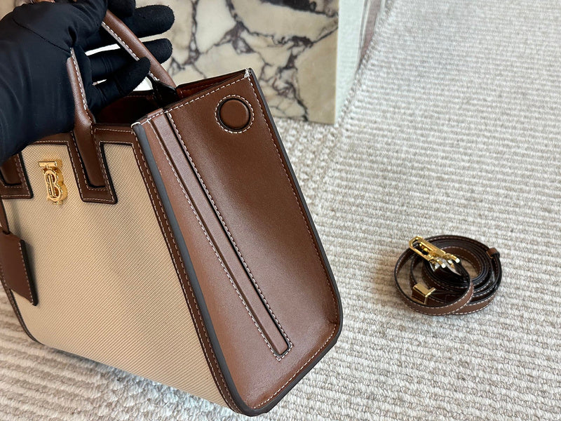 MBP4 Bag 27-22CM Leather Bags