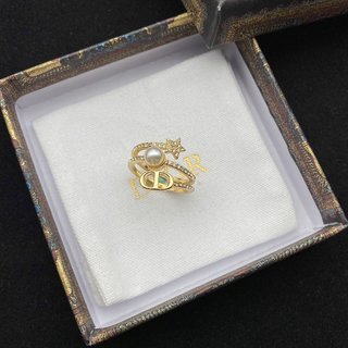 DIR3 Women's fashion accessorize with pearl rings  Jewelry