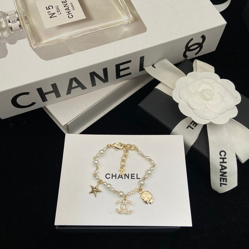 CHB49  Women's Head Star Double C Pearl Bracelet Jewelry