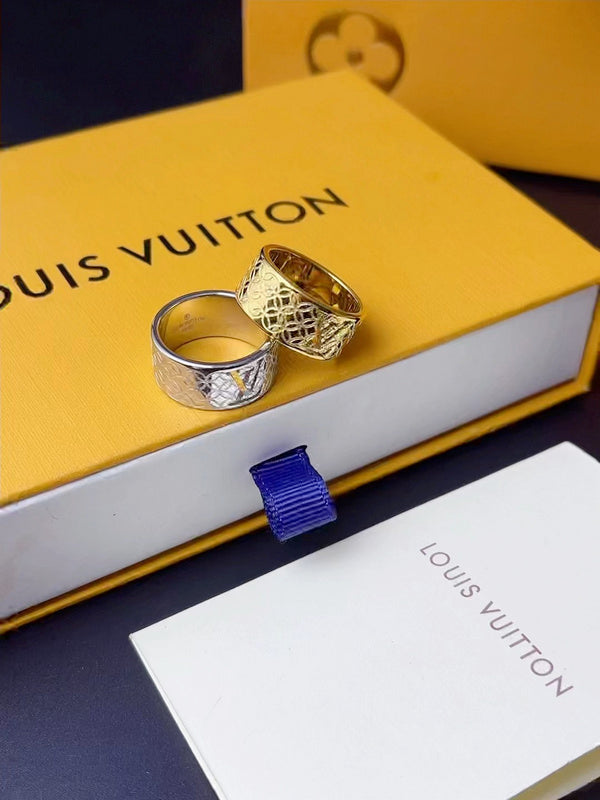 J114   New titanium steel ring jewelry