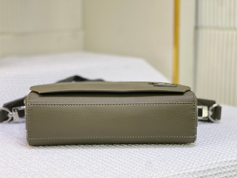 LLP90 Leather Bag 22-16.5-7CM Shoulder  for women and men Bags