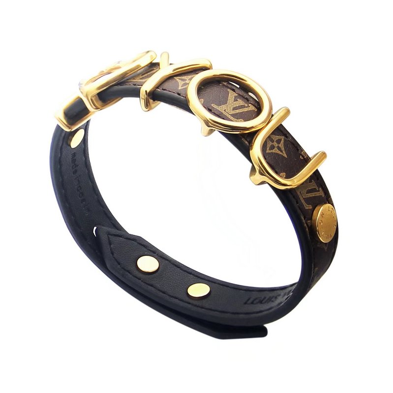 LVB05     Letter pattern leather bracelet jewelry