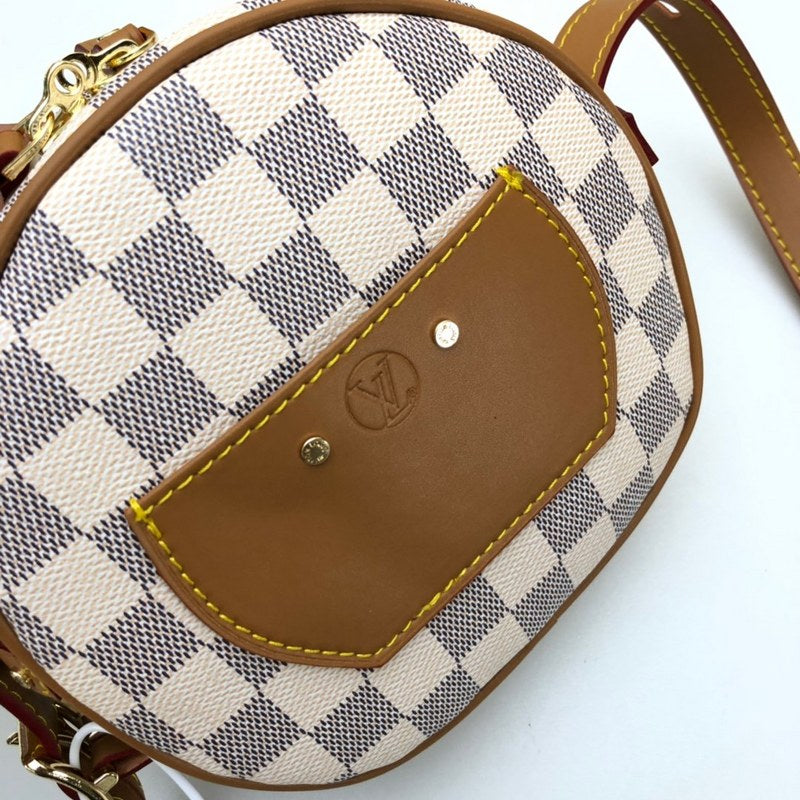 GLP201 Louis Vuitton Classic Women's Shoulder Bag Round Leather Crossbody Bag 18x16x6x5CM