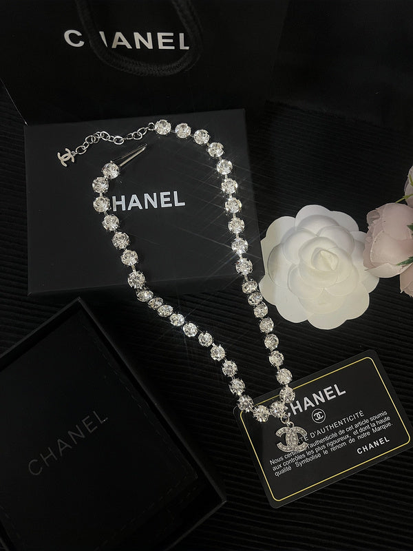 X601   Women's fashion diamond necklace