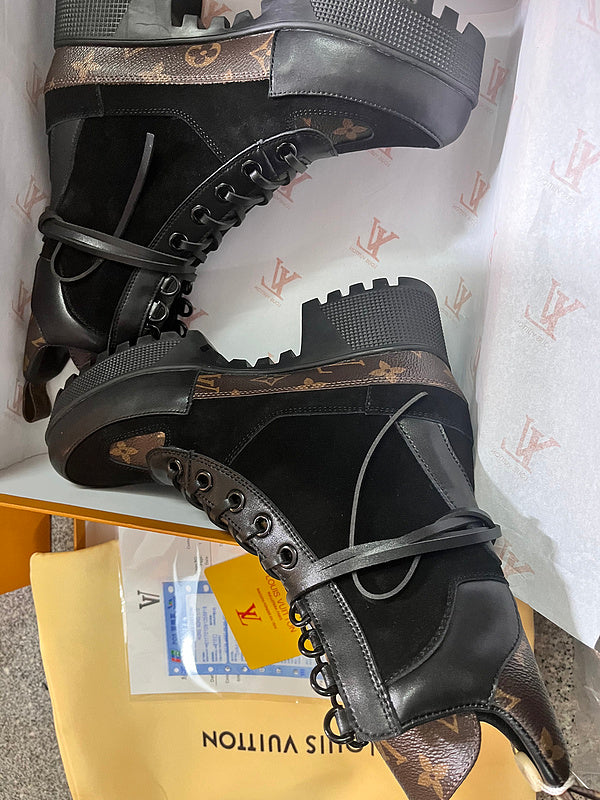 LVSS1 Lady fine quality 35-42 shoes With box