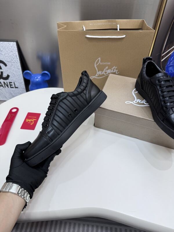 MCLS10 Women 35-40 and Men 40-45 Leather Shoes With Box