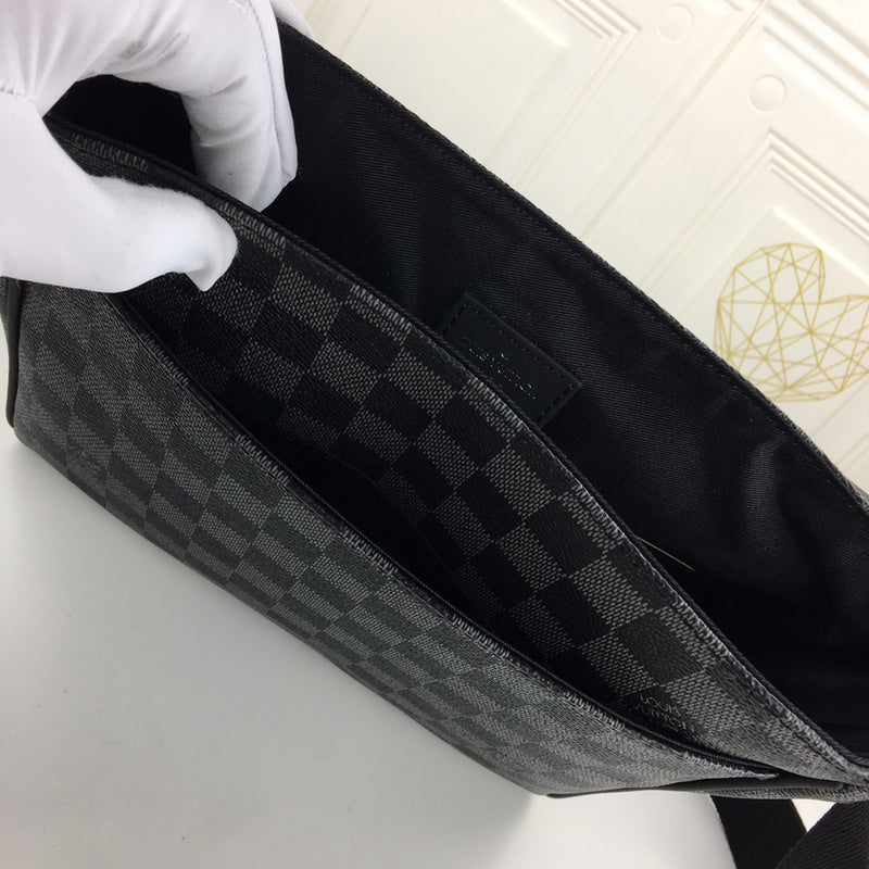 GLP45  Men Bag 27-23-8CM leather bag High Quality