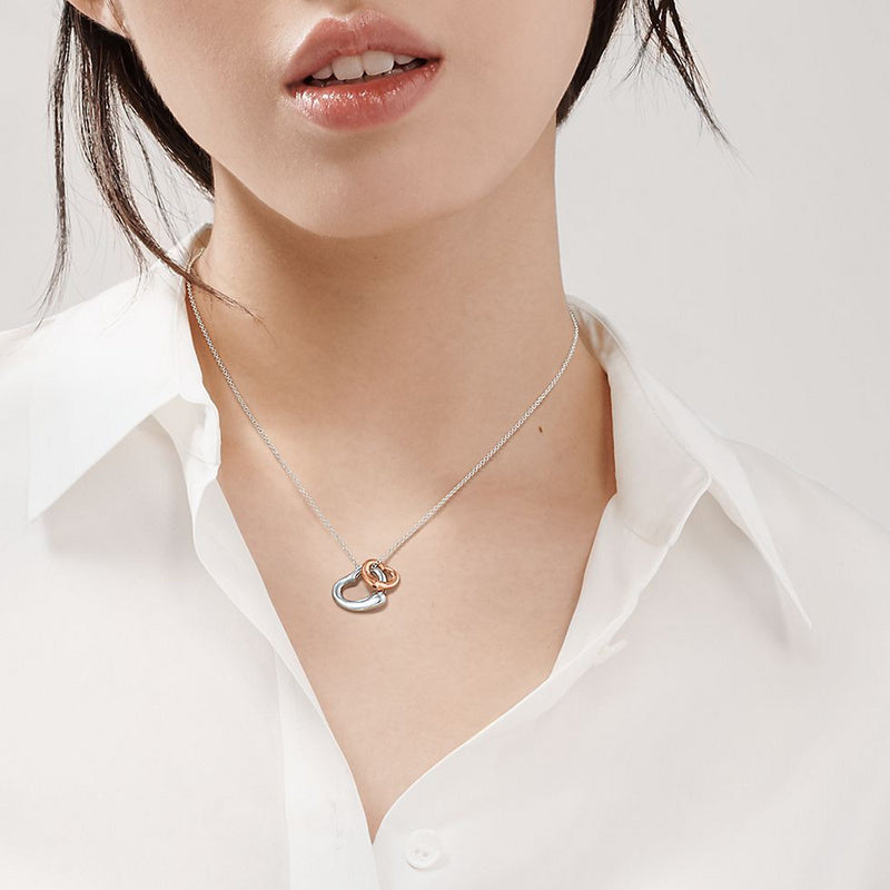 X679  Women's titanium steel heart-shaped necklace jewelry