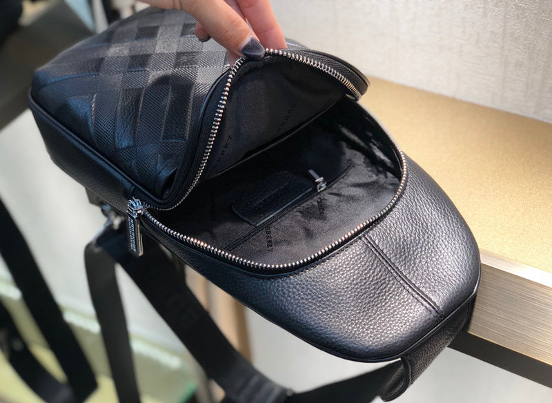 GBP4 Men  Shoulder bag leather bag handbag 18-29-11CM