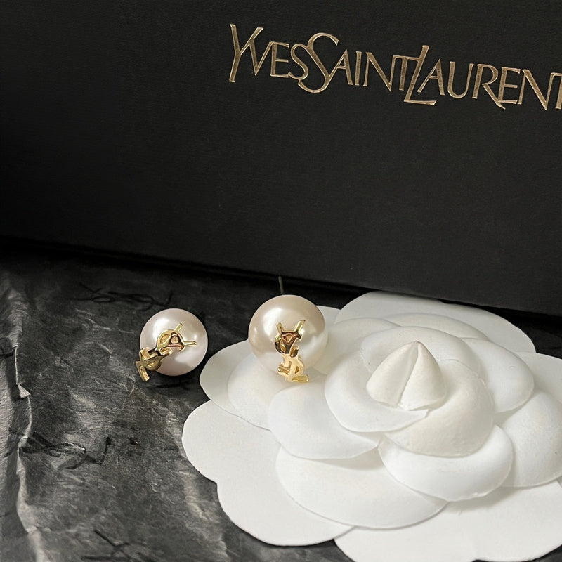 A913  Women's large and small pearl earring jewelry