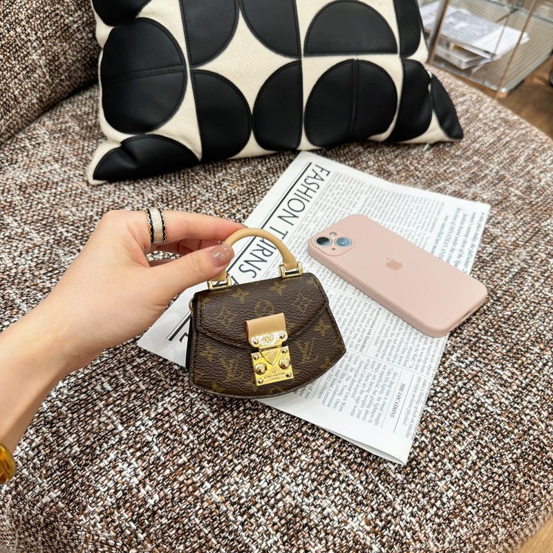 JK31 Key Chain Decorative small 12×10×3CM bag
