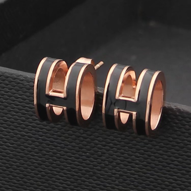 HE04 Fashion New Style Earring Jewelry H earring for women