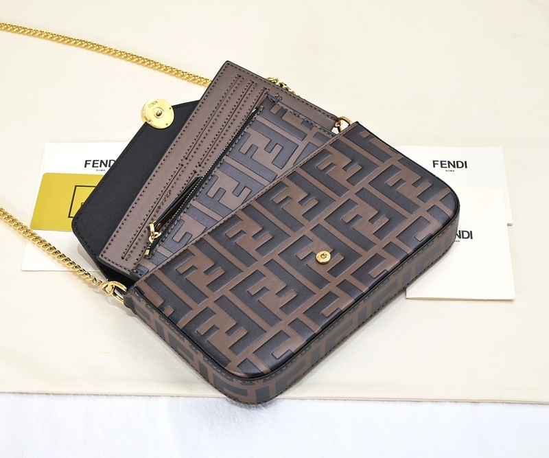 LFP35 bag 21.5-13-3cm Shoulder bags