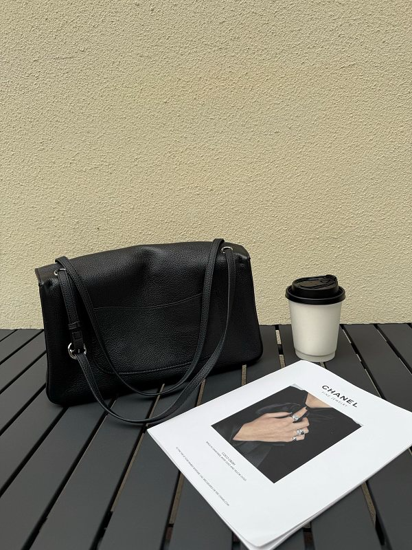 LCP105 bag 38.5-11-26cm 32-10-19.5cm Hand bag