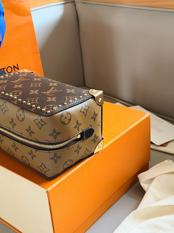 MLP85 Leather shoulder bag 12-19CM  Bags
