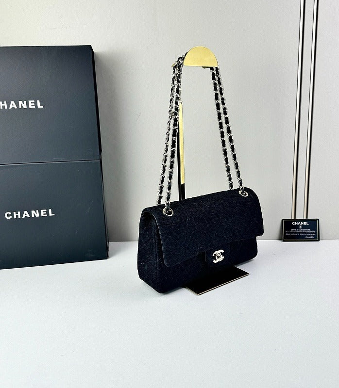LCP125  Bag 25-15-6cm Shoulder bag