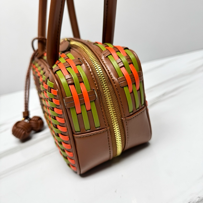 LMP26 bag 28-12-9cm Hand bag
