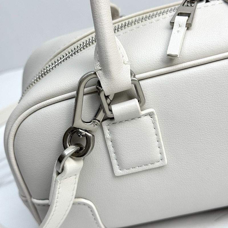 LLP265 bag 23-10-11cm Hand bag