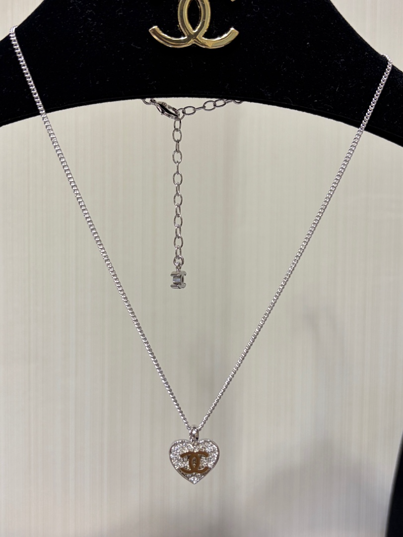 CHN109  Women's 26P Full Diamond Love Double C Earrings Necklace Set Jewelr