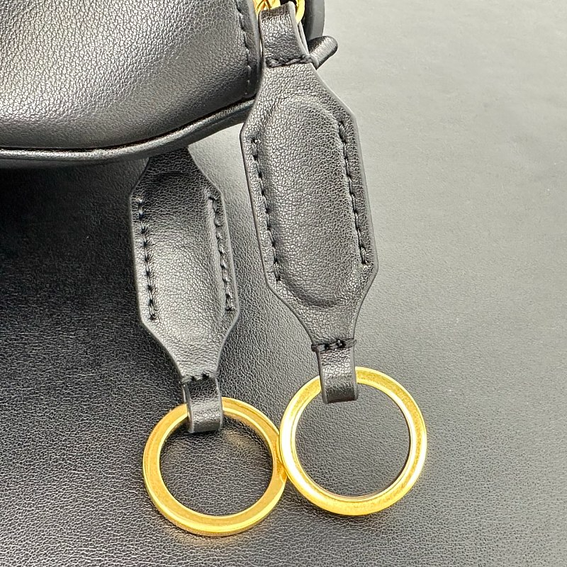 LBP13 bag 30-13-16cm Handbag