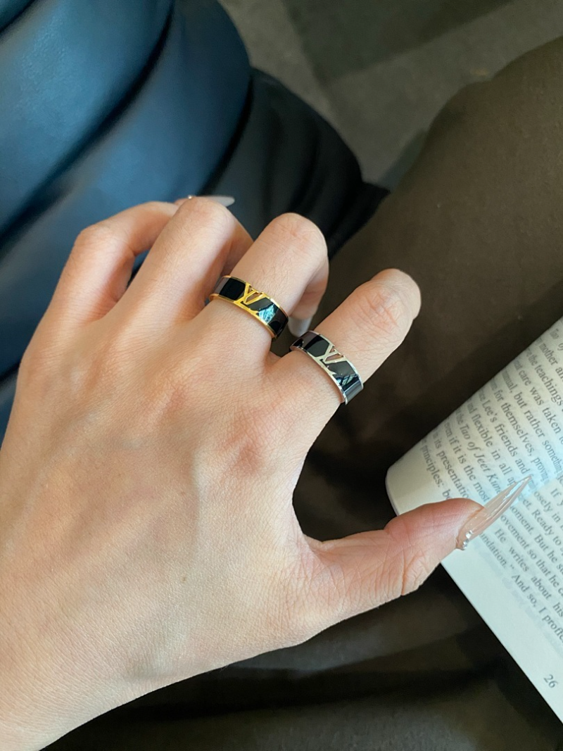 J155  Men's and women's titanium steel ring jewelry