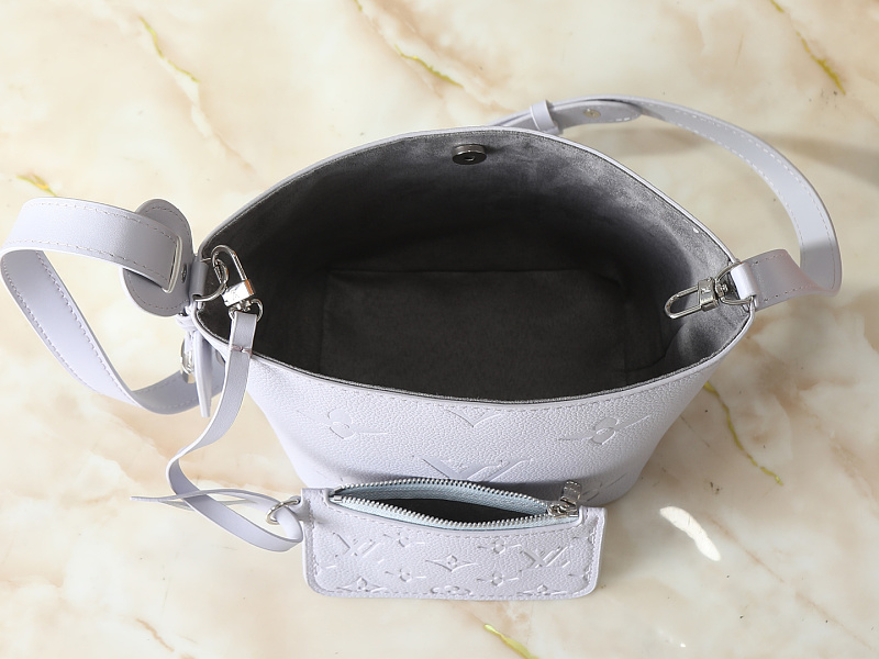 LLP256 bag 16-18-12CM Hand bag