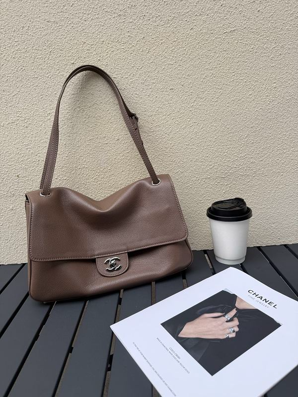 LCP105 bag 38.5-11-26cm 32-10-19.5cm Hand bag