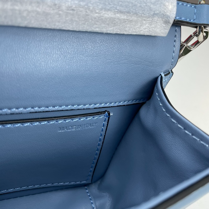 LVP5 bag 20-11-5cm Shoulder bags