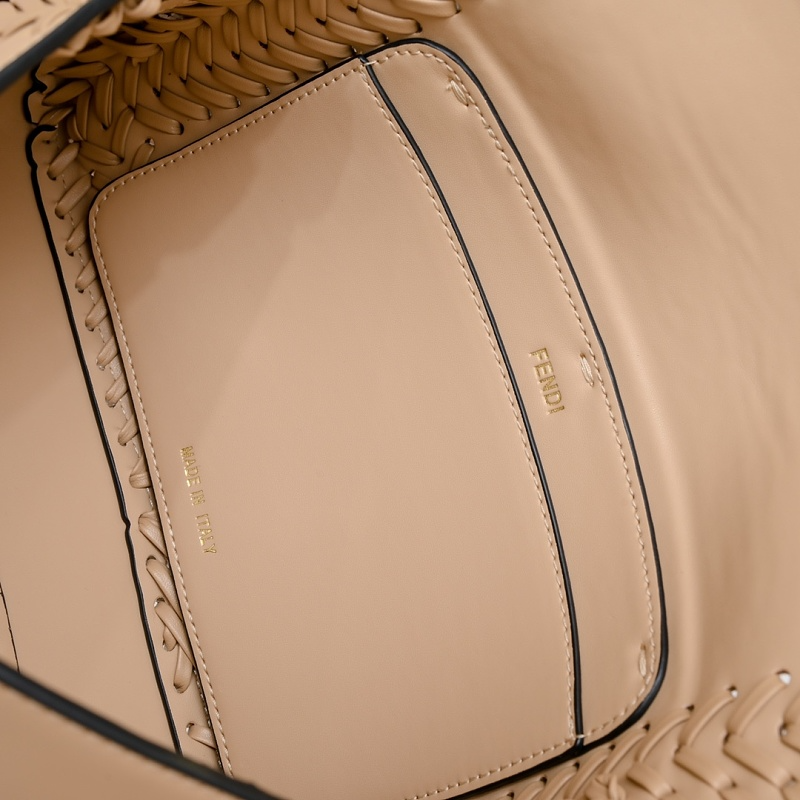 LFP39 bag 27-15-6cm Shoulder bags