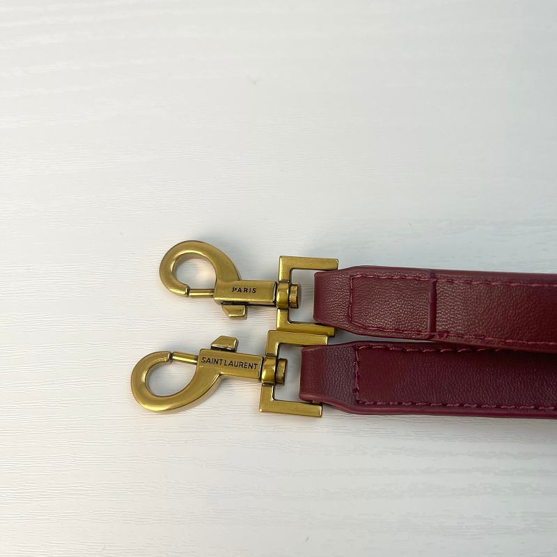 LYP46 bag 18-11-6.5cm  Shoulder bags