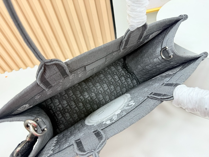 LDP33 bag  26-8-22cm 41-14-32cm 36-27-16cm Hand bag