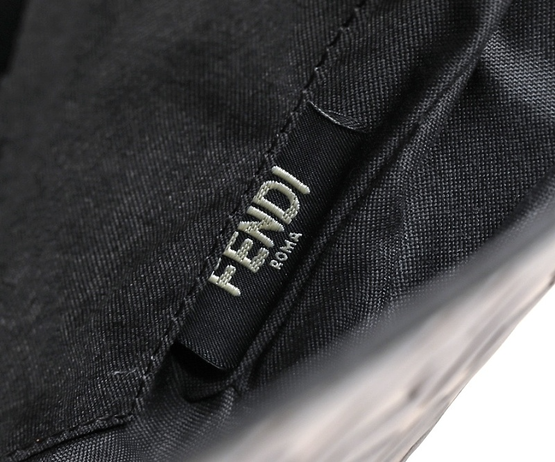 LFP35 bag 21.5-13-3cm Shoulder bags
