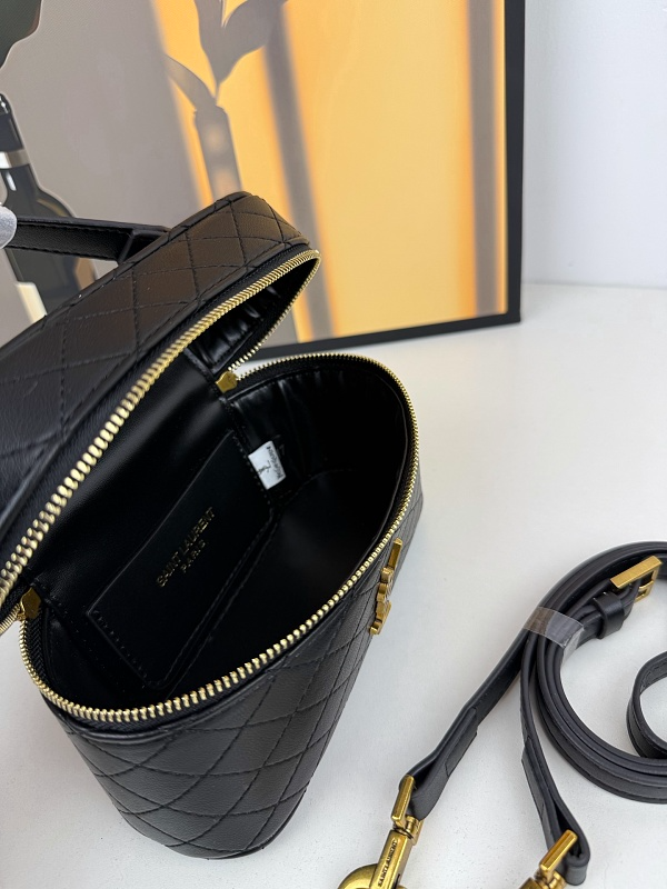 LYP56 bag 18.5-11-7cm  Shoulder bags