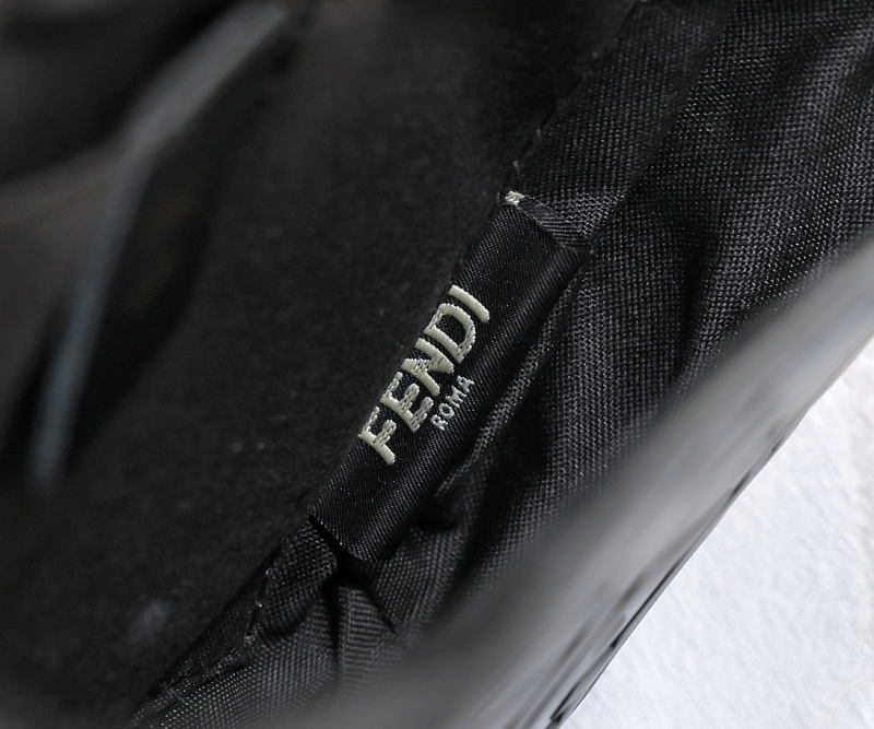LFP35 bag 21.5-13-3cm Shoulder bags