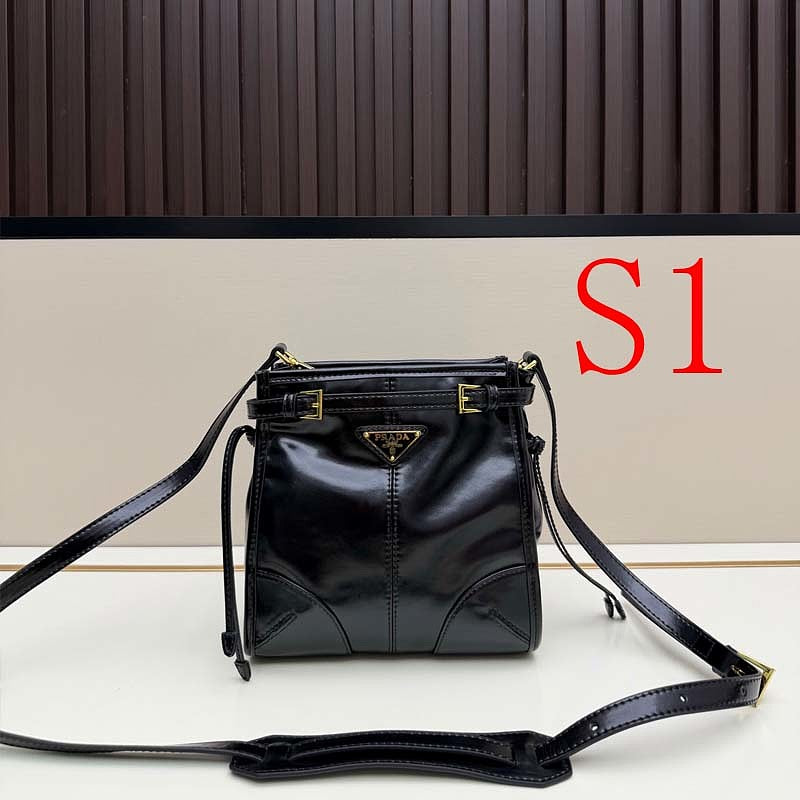 LPP29 bag 19.5-20-8cm Shoulder bags