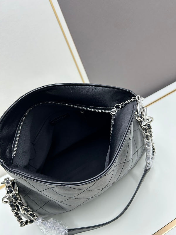 LCP135  Bag 35-11-24CM 30-11-22CM Shoulder bag