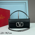 LVP6 bag 27-13-6cm Shoulder bags