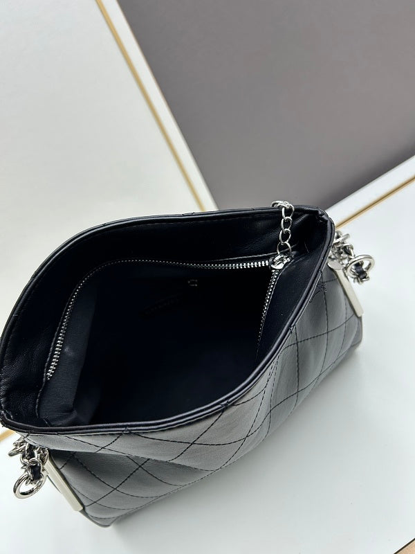 LCP135  Bag 35-11-24CM 30-11-22CM Shoulder bag