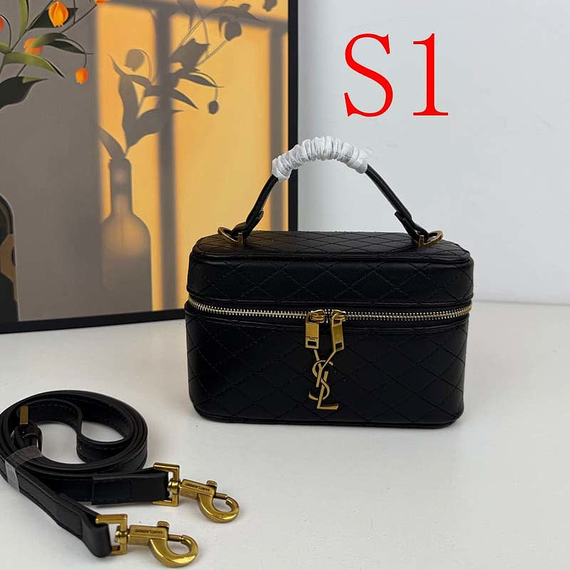 LYP56 bag 18.5-11-7cm  Shoulder bags