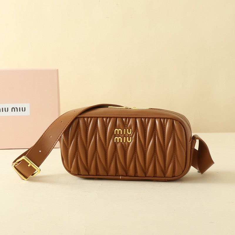 LMP15 bag 24-11.5-7cm Shoulder bags