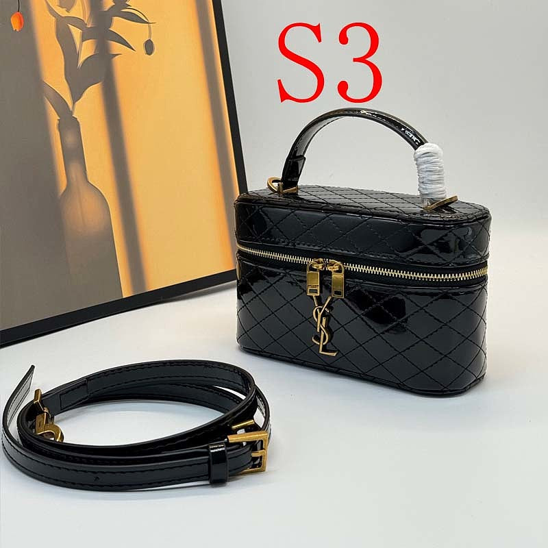 LYP56 bag 18.5-11-7cm  Shoulder bags